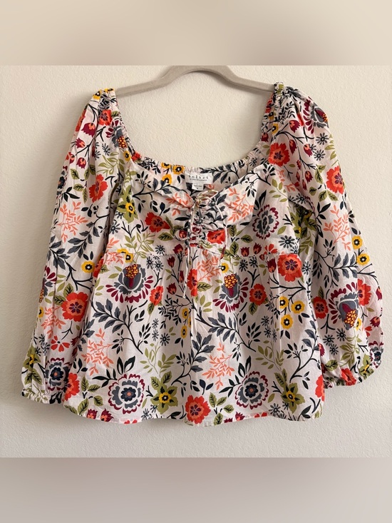 Velvet by Graham & Spencer Tops - Velvet by Graham & Spencer White Multi Floral Peasant Top size S